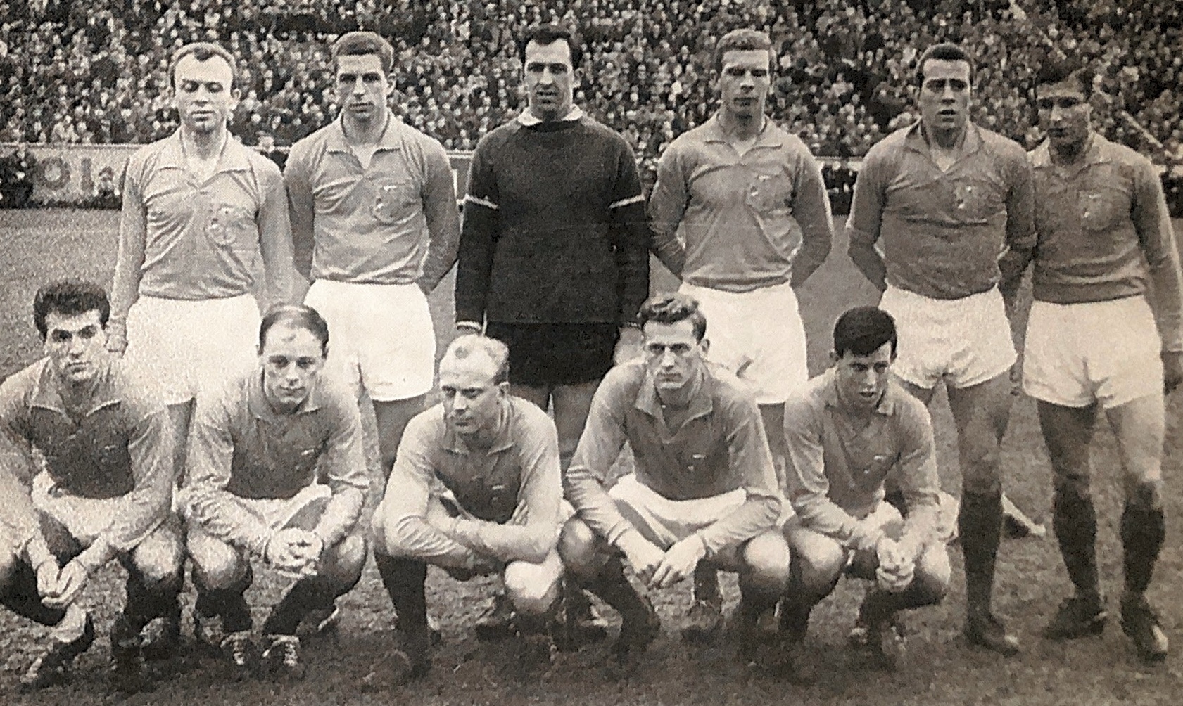 Nederlands elftal tegen Belgie 22 maart 1964 (met namen spelers)
