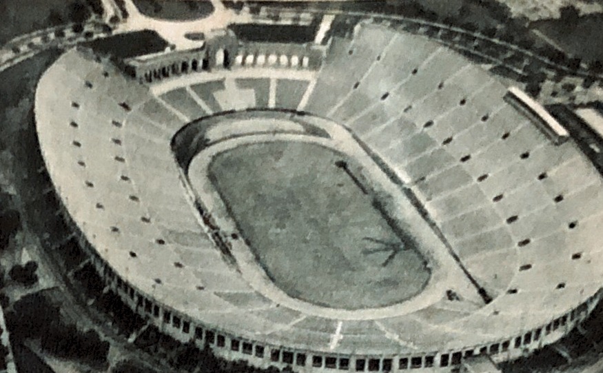 8. Het Olympisch Stadion … even voor het in gebruik nemen.